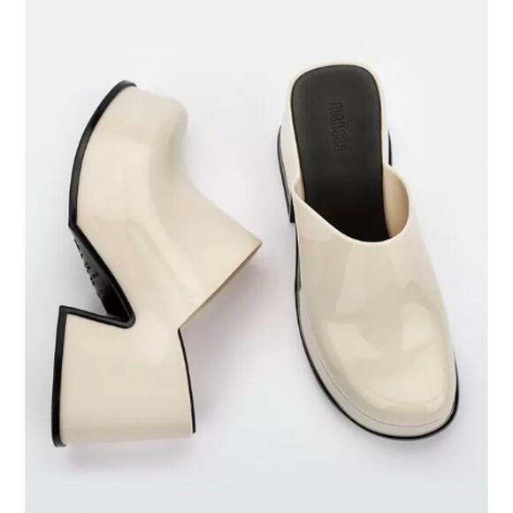 Melissa Mia White Platform Clog - Picture 1 of 15